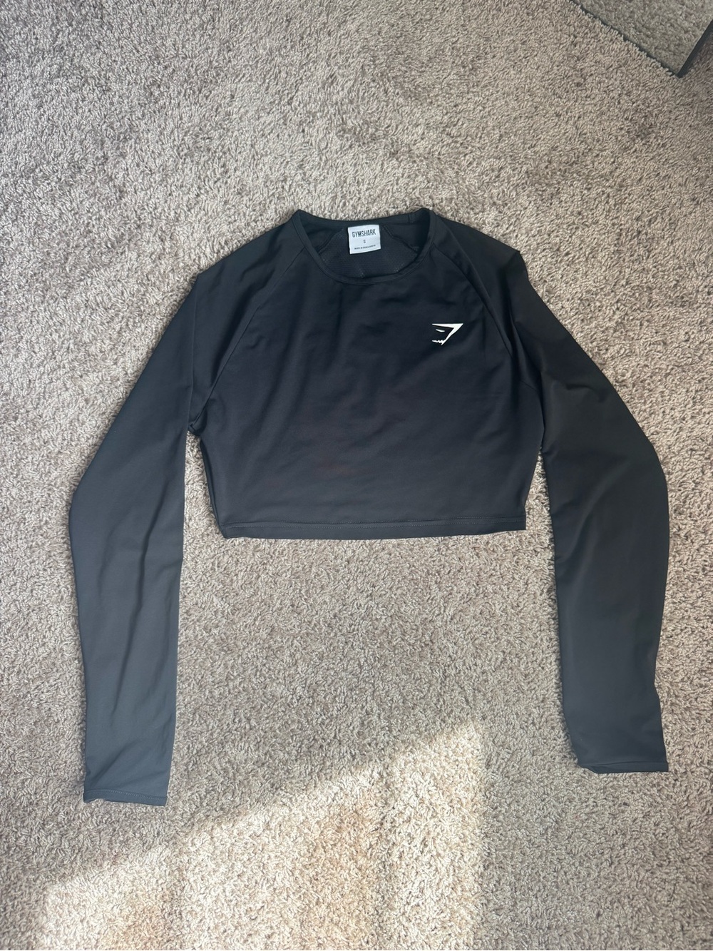 Gymshark Black Long-Sleeve Cropped Workout Top